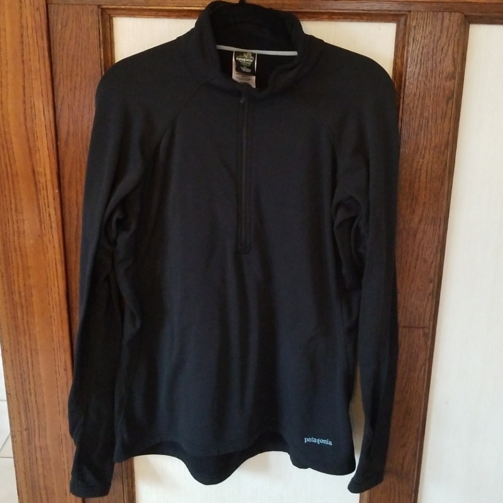 Price firm - Patagonia Capilene base layer zip top